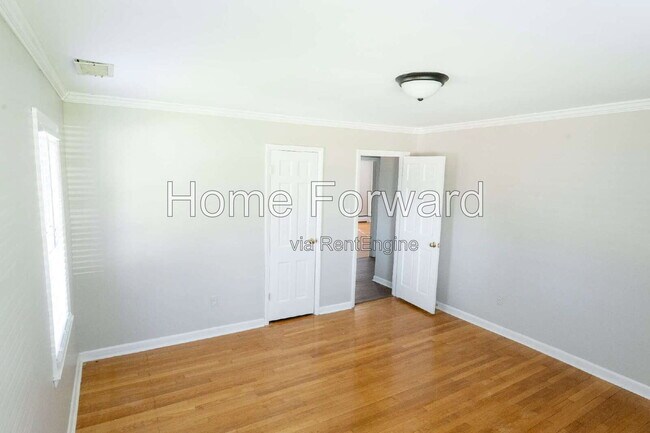 Building Photo - 517 N 3rd St