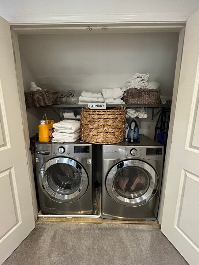 Building Photo - 2535 Village Creek Landing SE