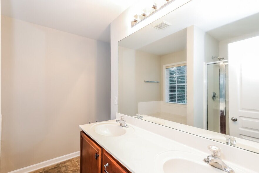 Building Photo - 848 Betsy Ross Trail