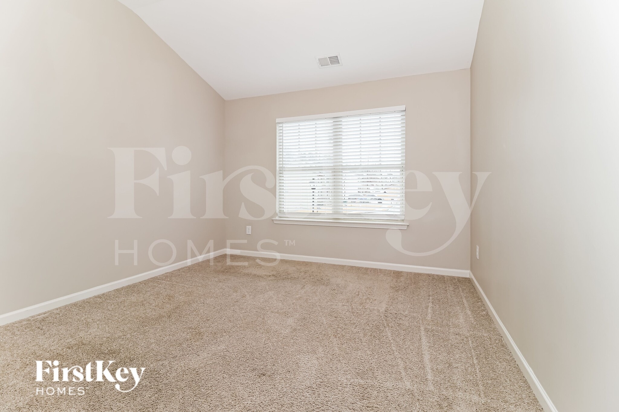 Building Photo - 41 Thunderhawk Ln