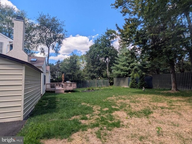 Building Photo - 114 Lenape Dr