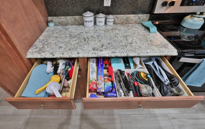 Building Photo - 531 W Del Campo Ave