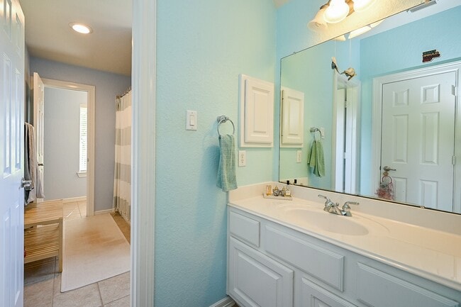 Building Photo - 6342 Collina Springs Ct