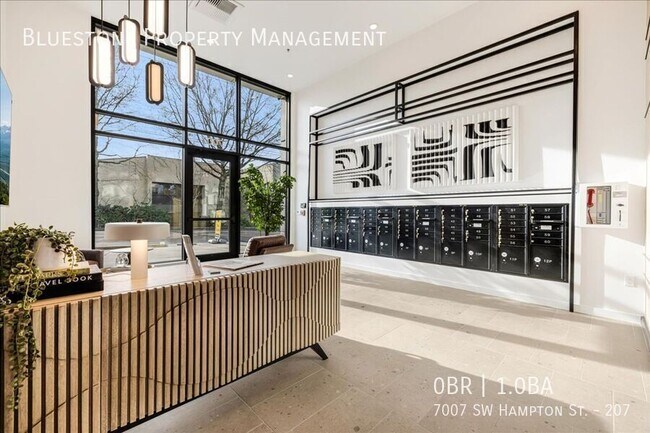 Building Photo - 7007 SW Hampton St