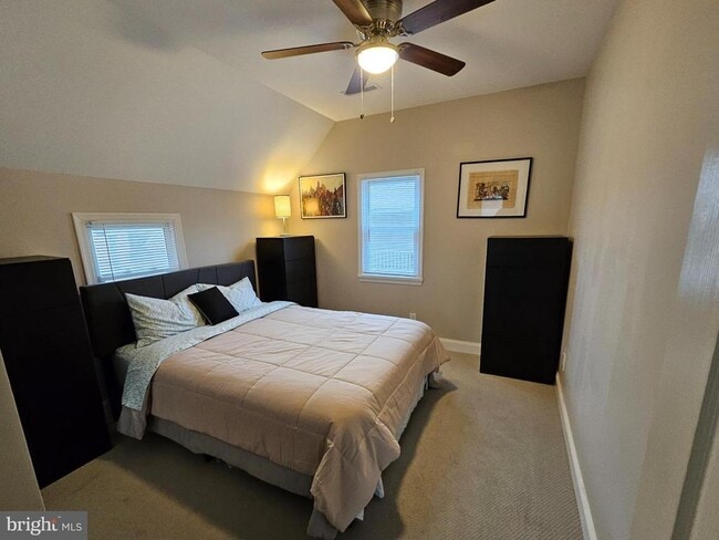 Building Photo - 404 W Wayne Ave