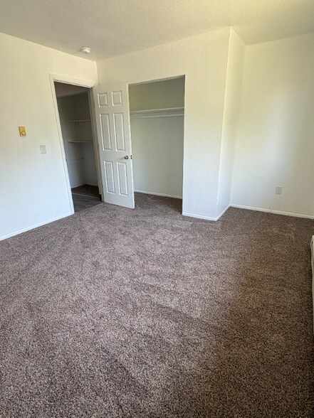 Building Photo - 685 Michigan Ave