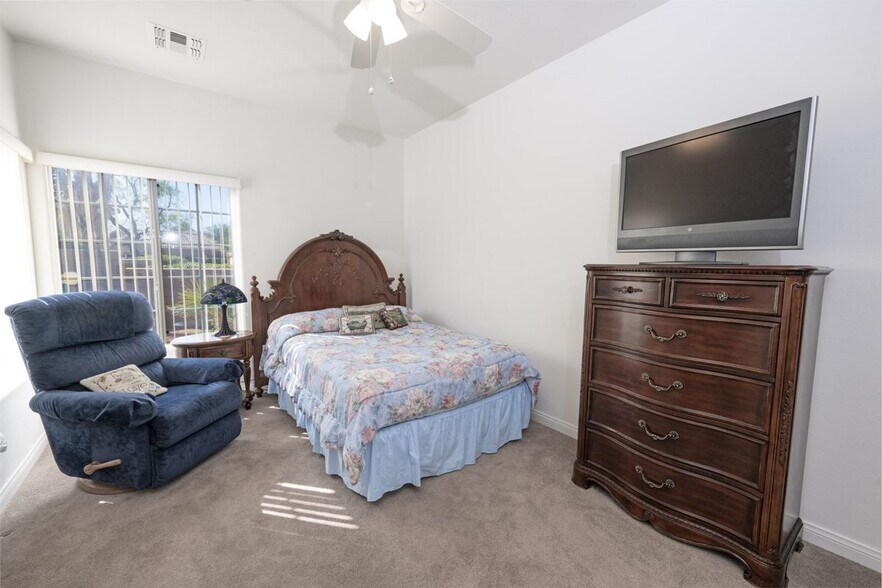 Building Photo - 45138 Banff Springs St