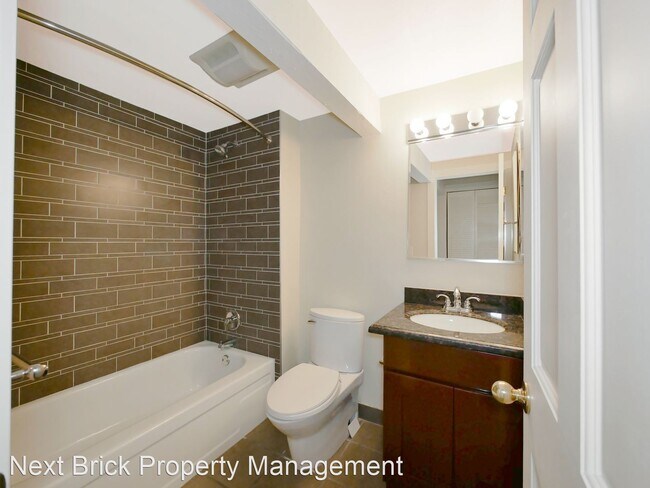 Building Photo - 4050 West Lake Sammamish Pkwy NE