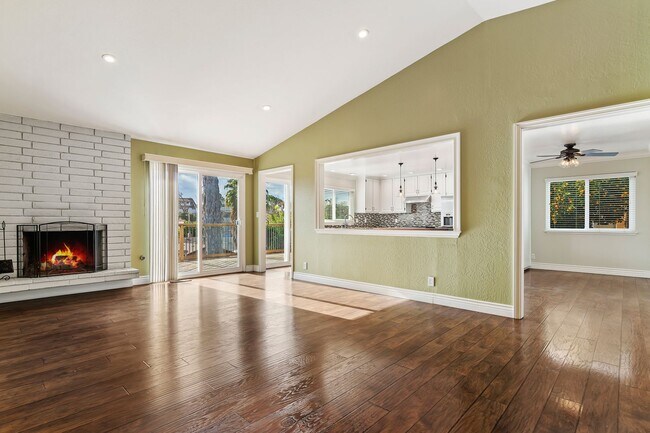 Building Photo - Great single story home in Benicia With All Utilities Included