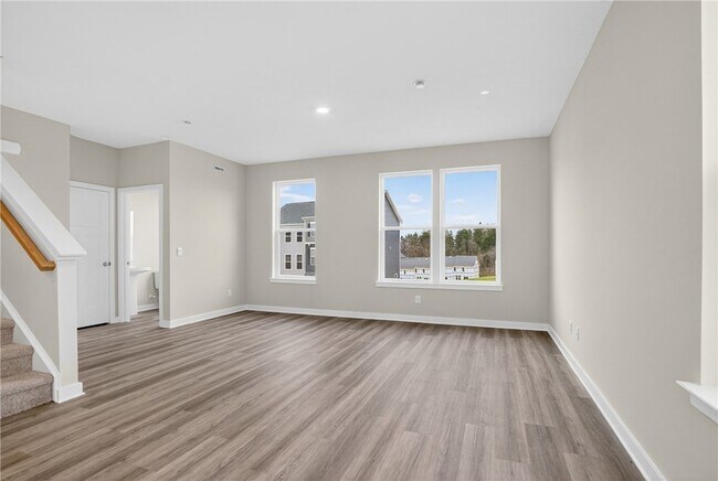 Building Photo - 704 Olivia St