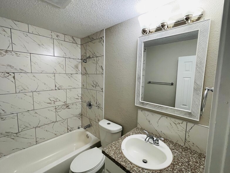 Building Photo - Shaver Park Apartments