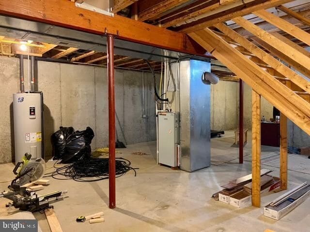 Building Photo - 200 Highland Dr
