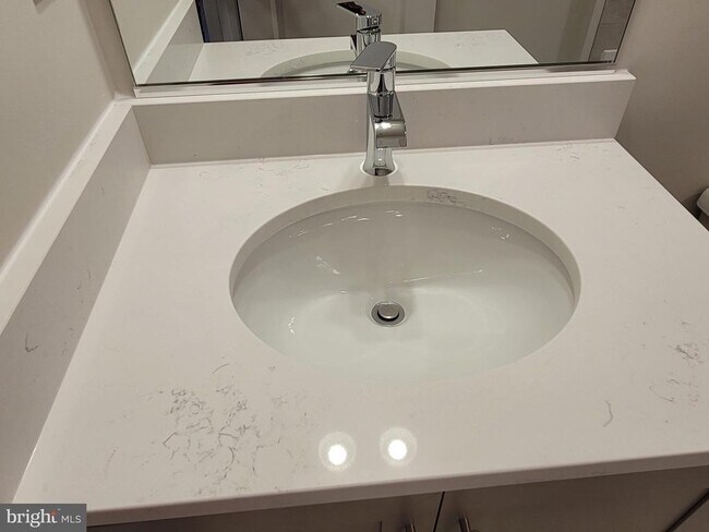 Building Photo - 762 Union St