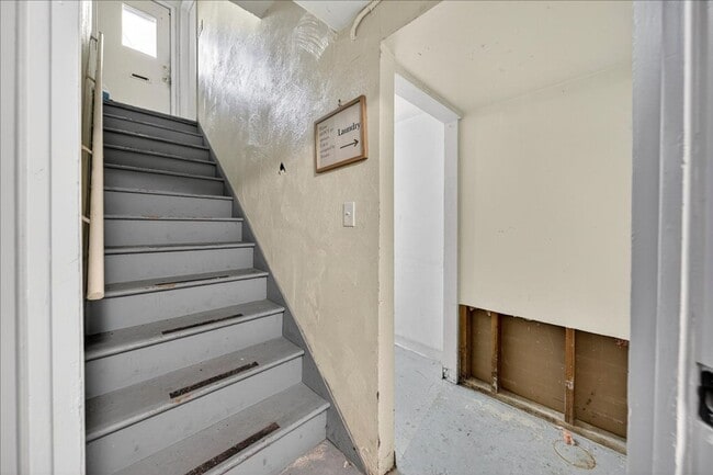 Building Photo - 27th St. 501/503