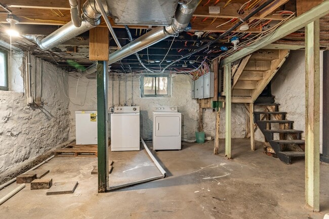 Building Photo - 4333 Forest Park Ave