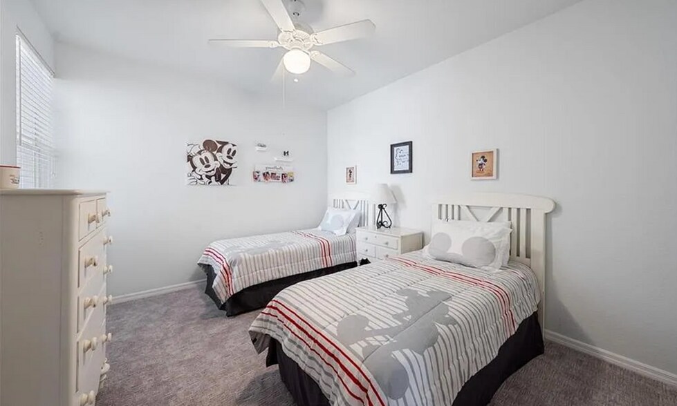 Building Photo - 640 Lalique Cir