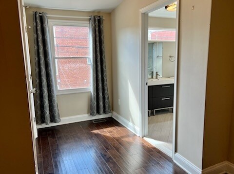 Building Photo - 1420 Trinidad Ave NE