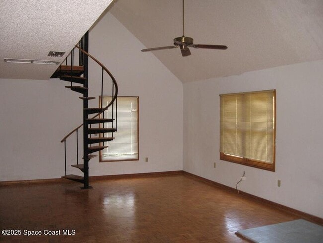Building Photo - 120 Cortez St