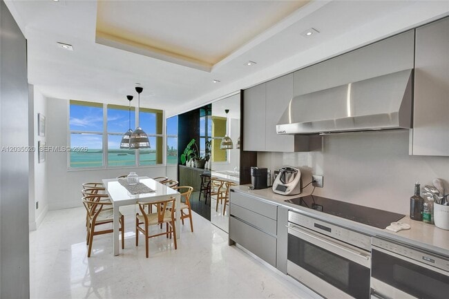 Building Photo - 800 Claughton Island Dr