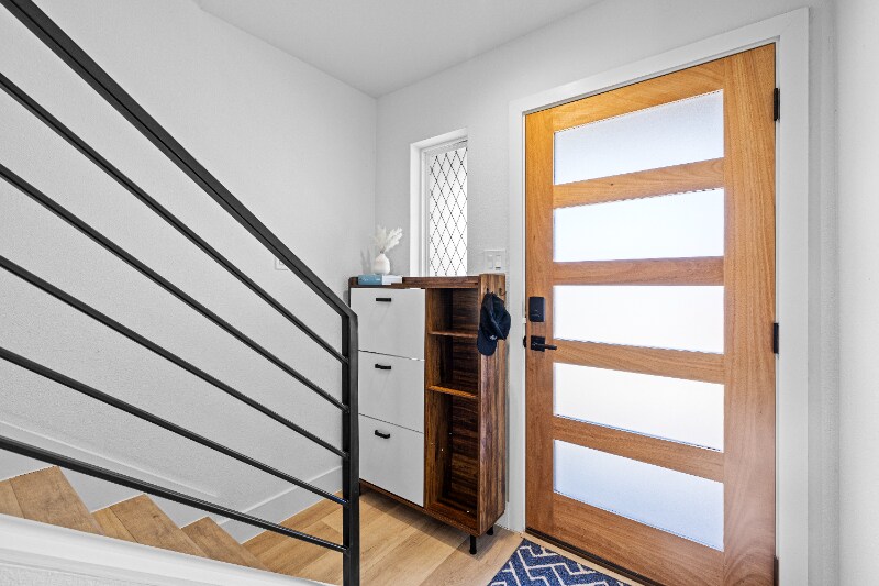 Building Photo - 1903 Albury Cove