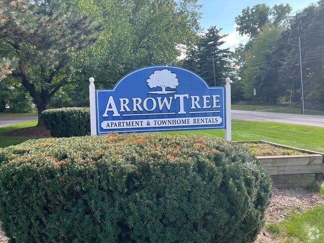 Building Photo - Arrowtree Apartments