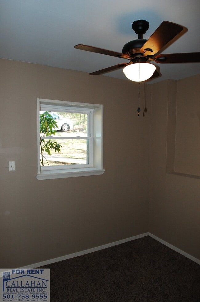 Building Photo - Updated 3 Bedroom NLR Home