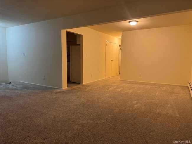 Building Photo - 6 Tredwell Ave