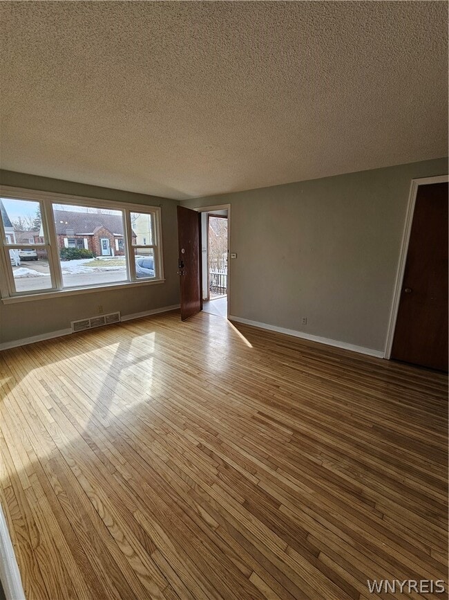 Building Photo - 42 Layton Ave