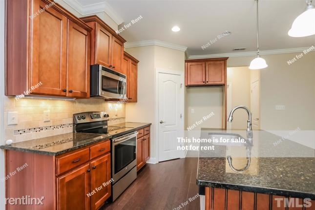 Building Photo - 4 br, 3 bath House - 833 Varina Lane