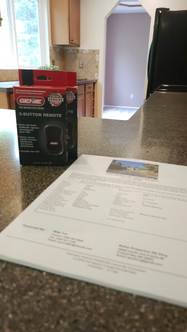 Building Photo - 35336 10th Pl SW