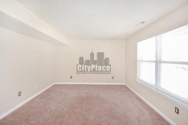 Building Photo - 11324 Roundwood Ct