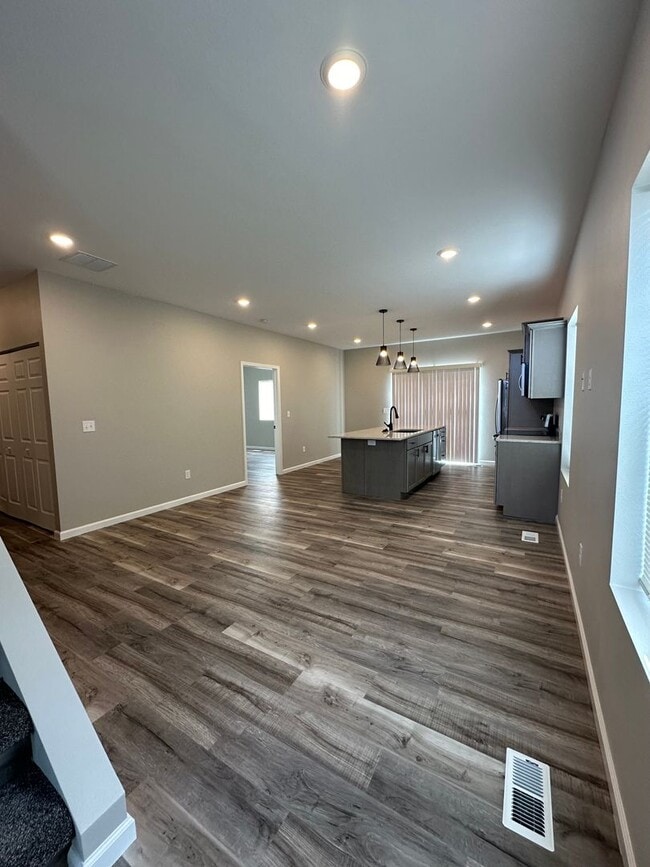 Building Photo - 2521-2521 Granite Dr NW