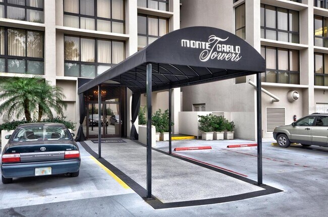 Building Photo - 3301 Bayshore Blvd