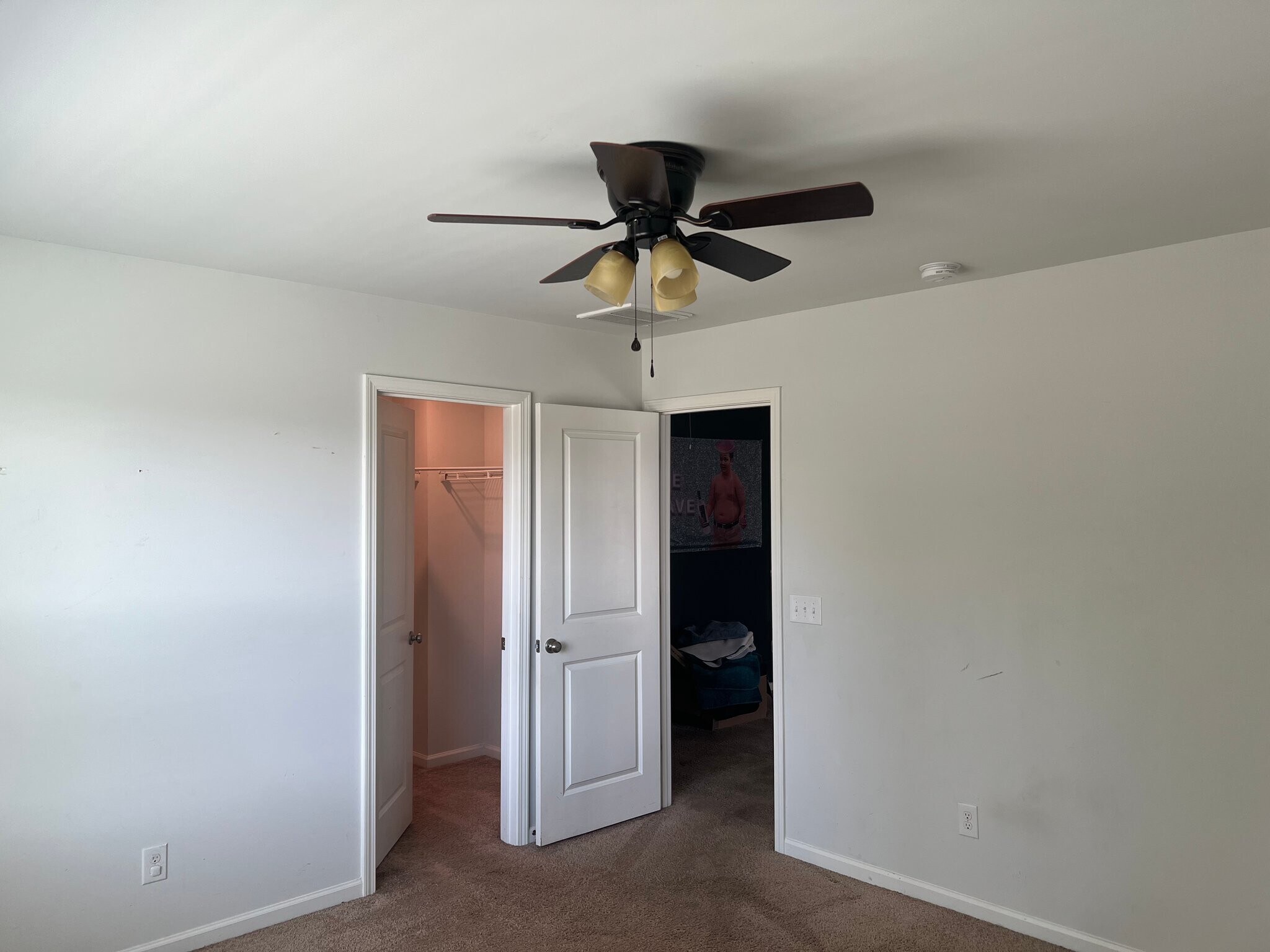 Building Photo - 214 Great Bend Dr