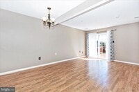 Building Photo - 5621 Queen Anne Ct