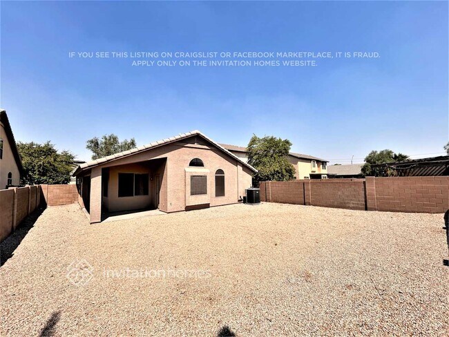 Building Photo - 12323 W Rancho Dr