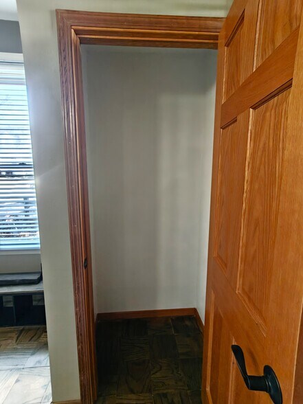 MAIN FLOOR BEDROOM1 CLOSET - 1011 E Grand Ave