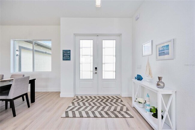 Building Photo - 6146 Grandeur St