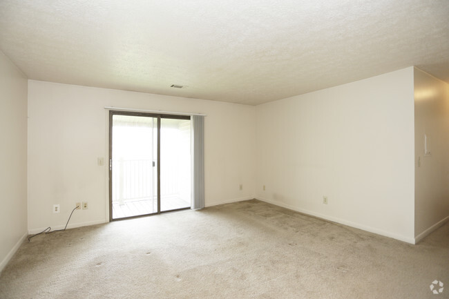 Interior Photo - Country Knoll Apartments