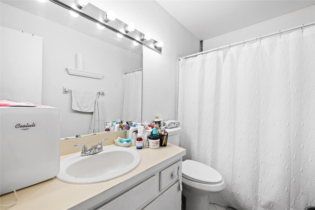 Building Photo - 3387 Cocoplum Cir