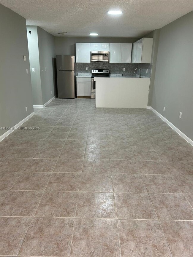 Building Photo - 11542 NW 44th St