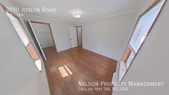 Building Photo - 3090 Joslyn Rd