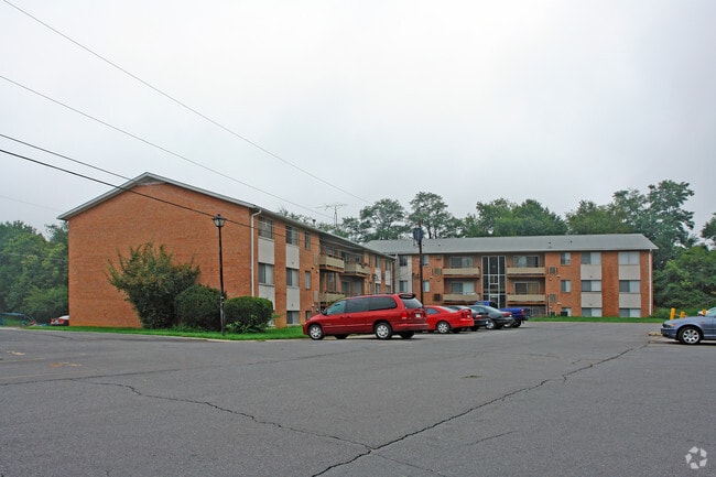 Oak Ridge Apartments Hagerstown, MD Apartment Finder