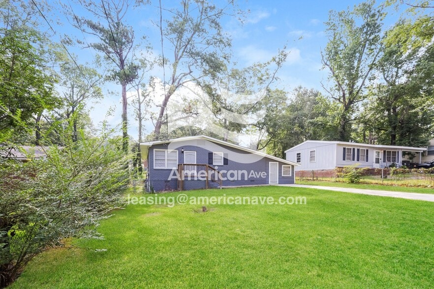 Building Photo - 2904 Doyle Ave