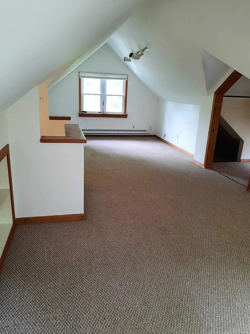 Building Photo - 37 Varden St