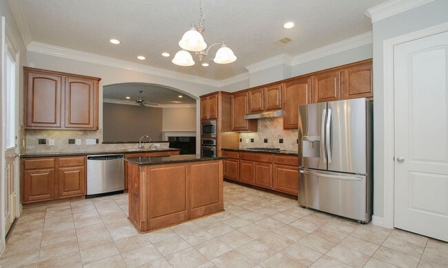 Building Photo - For Lease | 3 Bed, 2.5 Bath |2,468 Sq Ft | Olive Hill Court |