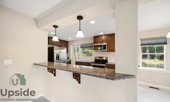 Building Photo - 3610 E Funk Ave