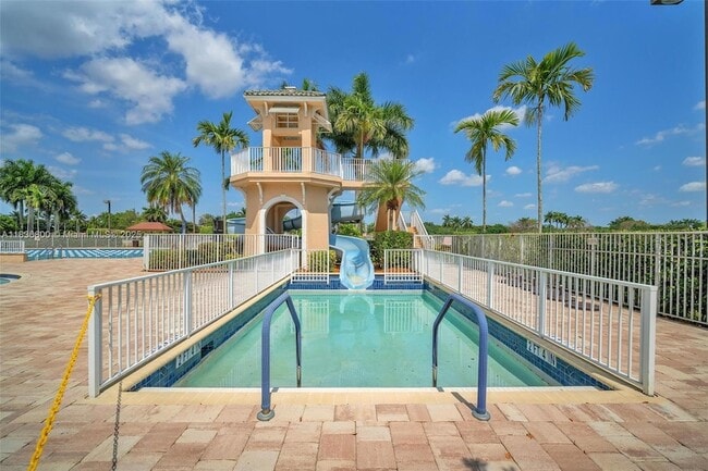Building Photo - 1617 Zenith Way