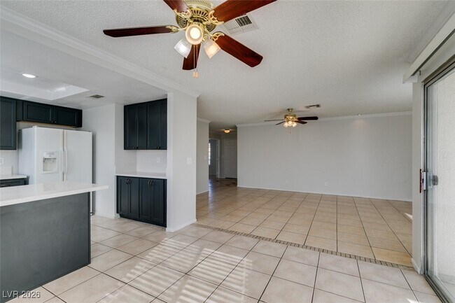 Building Photo - 6391 Chisos Dr