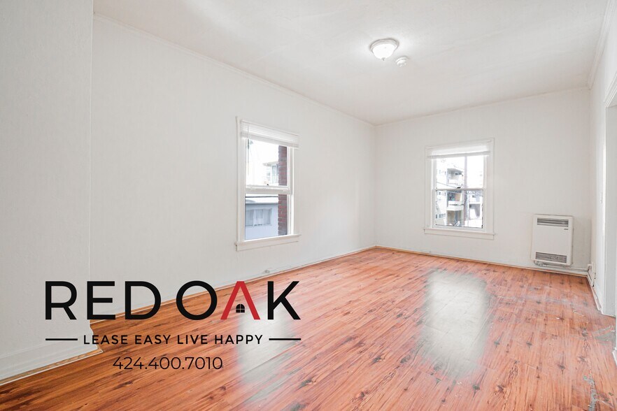 Building Photo - 443 S Catalina St